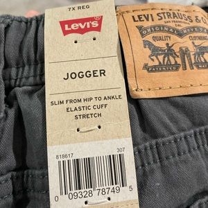 Kids Levi’s joggers